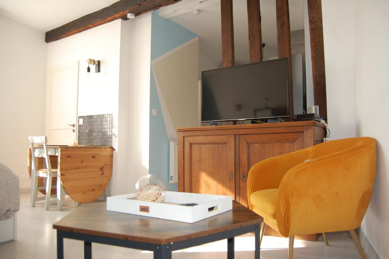 Appartement L Imprevu à Chartres Extérieur photo