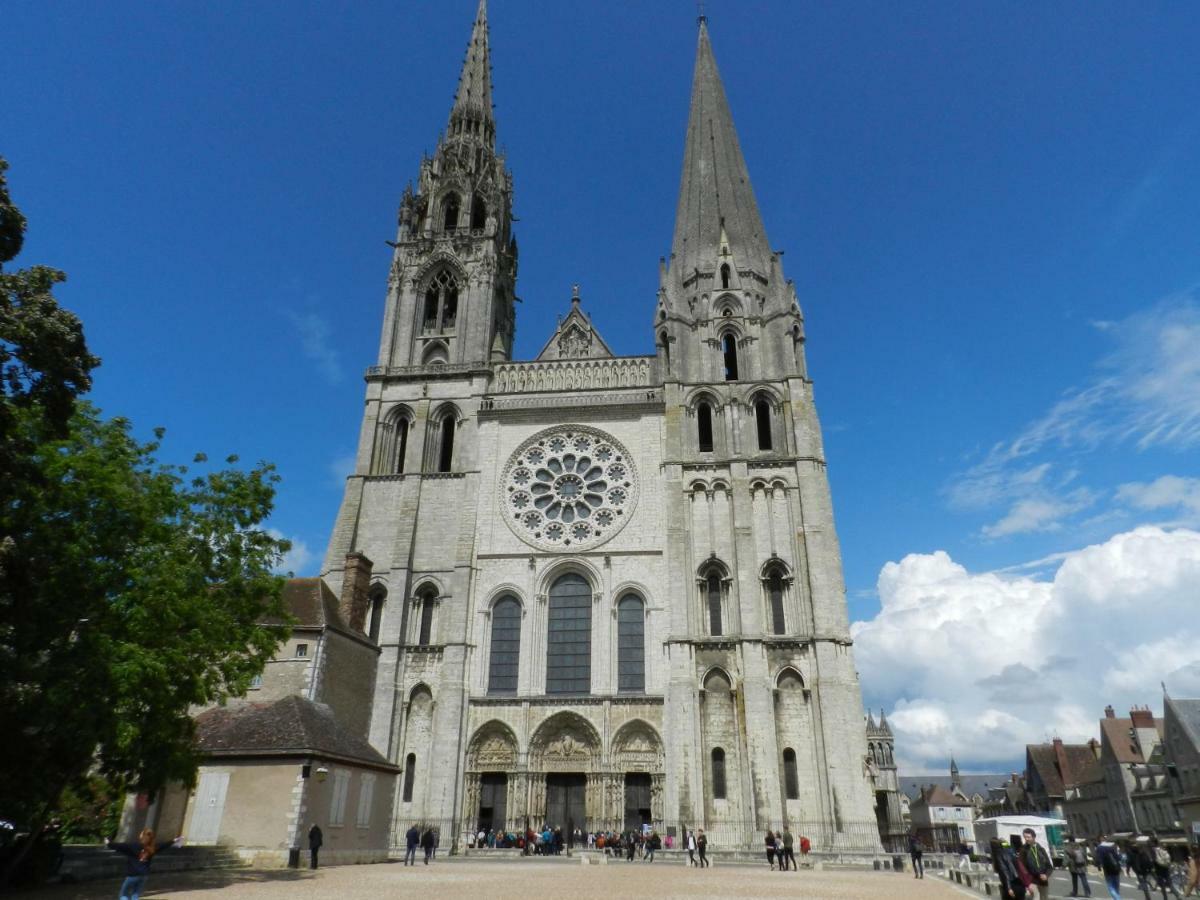 Appartement L Imprevu à Chartres Extérieur photo