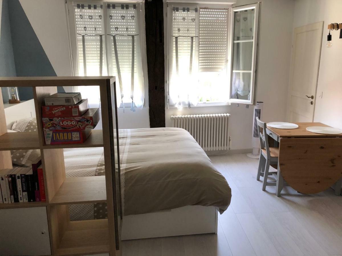 Appartement L Imprevu à Chartres Extérieur photo